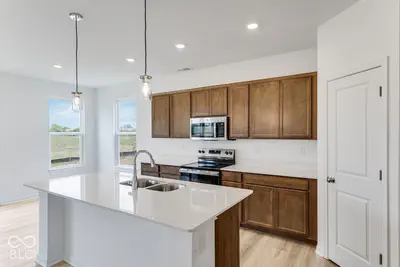 2017 Oak Terrace Drive, Shelbyville - 7