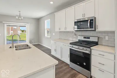 2409 Oakmont Drive, Plainfield - 6