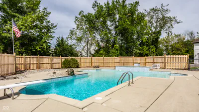 11575 Freeport Drive, Carmel - 32