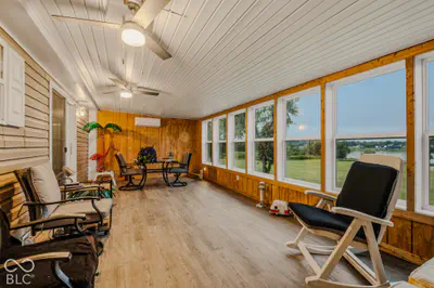 1072 E State Road 56, Vevay - 13