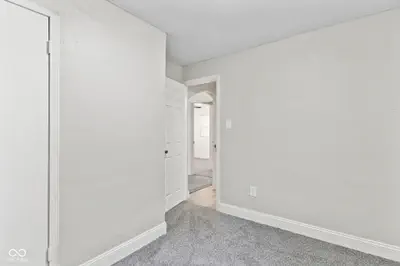 1090 N Mann Avenue, Austin - 14