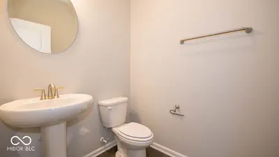 223 Springfield Crossing, Greenfield - 11