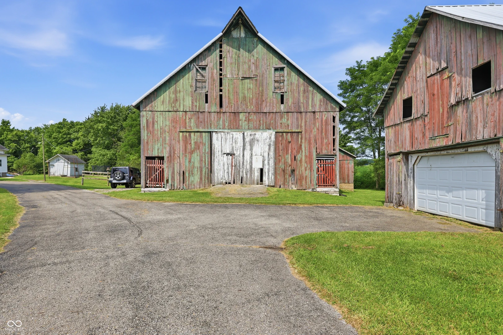 9861 County Road 60, Westport