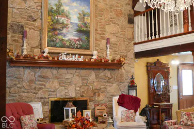 5552 300, New Palestine - 14