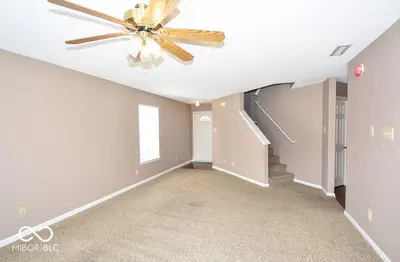 4537 Connaught East Drive, Plainfield - 6