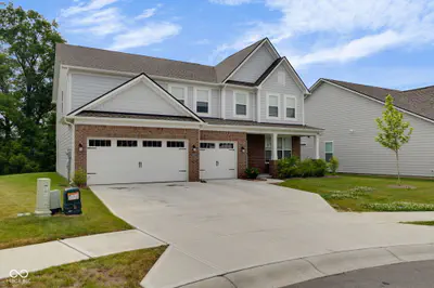 19490 Honeylocust Glen, Noblesville - 2