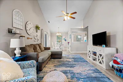 6727 Sundown Drive, Indianapolis - 4