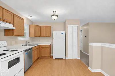 6464 Matcumbe Way, Plainfield - 11