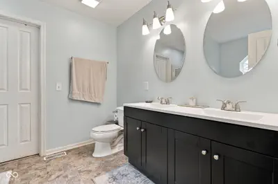 6537 Mallard Landing, Fishers - 17