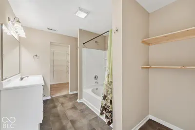 11398 N Meadowbend Way, Monrovia - 9