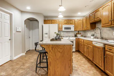 933 Amesbury Court, Indianapolis - 12