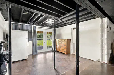 8671 Kinman Drive, Nineveh - 16
