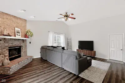 5218 Gateway Avenue, Noblesville - 21