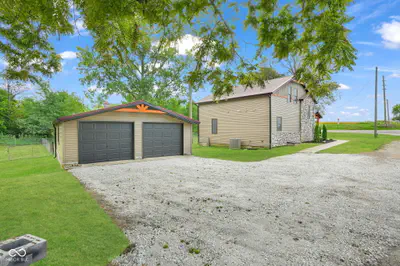2426 650, Waynetown - 55