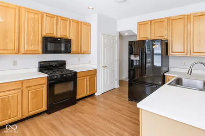 8772 Randall Drive, Fishers - 12