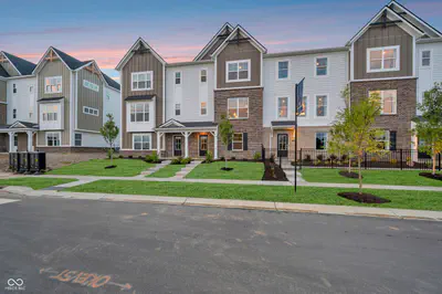 5720 Boynton Drive, Noblesville - 2