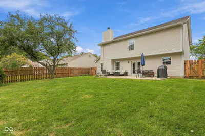 6537 Mallard Landing, Fishers - 29