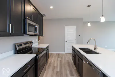 6153 Mill Hill Way, McCordsville - 7