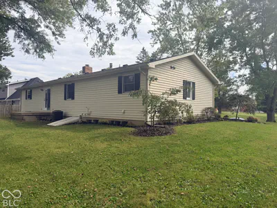 1112 Ranch Road, Connersville - 5