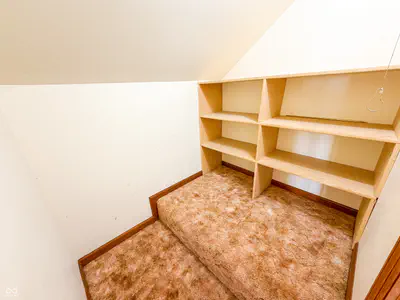 10449 W 300 S, Jamestown - 43