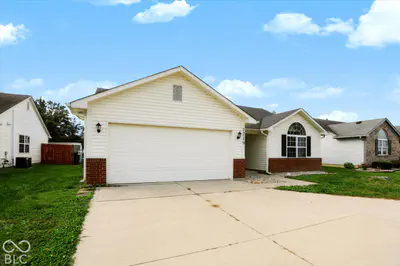1219 McKay Road, Shelbyville - 3