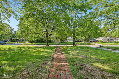 1230 Kessler Boulevard East Drive, Indianapolis - 5