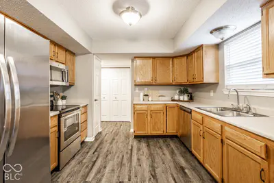 12351 Blue Sky Drive, Fishers - 15