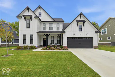 6798 W Buck Stone Drive, McCordsville