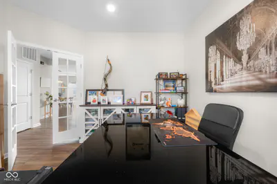 5717 Lauren Lane, Columbus - 10