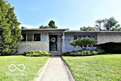 3419 Larkspur Lane, Columbus