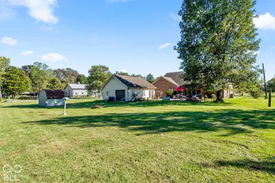 13036 Ragan Lane, Camby - 40