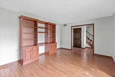 400 E Greyhound Pass, Carmel - 3