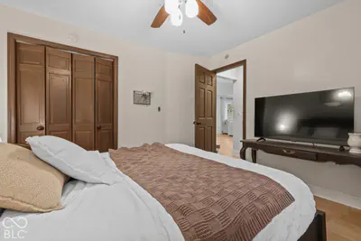 5739 Paradise Drive, Martinsville - 20