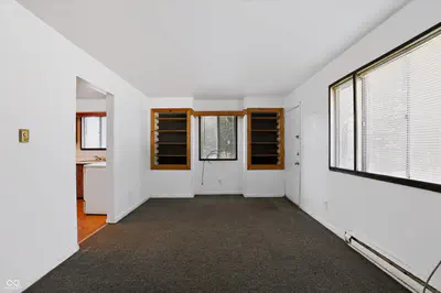 1612 Willis Drive, Bloomington - 5