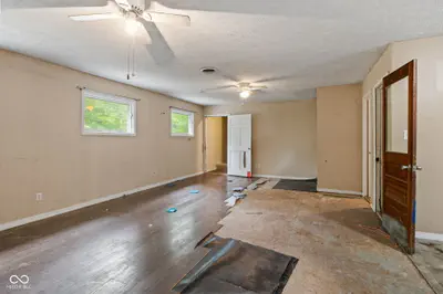 10580 State Road 243, Cloverdale - 28