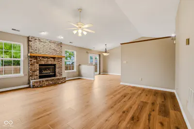 206 Bishop, Seymour - 11