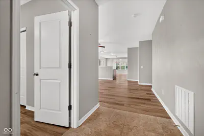 8922 Springview Drive, McCordsville - 7