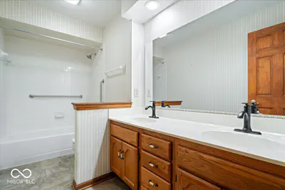 13749 Langley Court, Carmel - 28