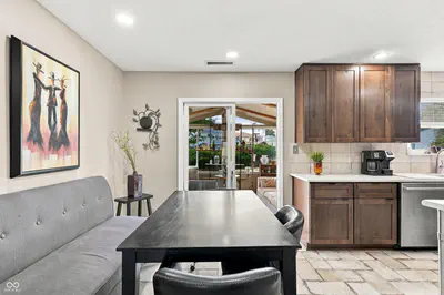 10133 Wellborne Drive, Indianapolis - 10