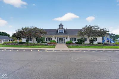 6540 Abby Lane, Zionsville - 40