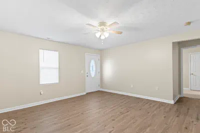 365 E Kerton Street, Scottsburg - 9