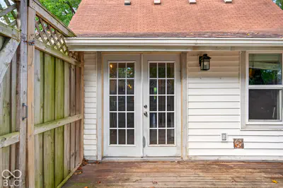 300 E Ohio Street, Trafalgar - 72