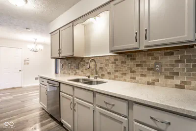 9350 Golden Leaf Way, Indianapolis - 15
