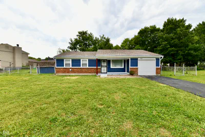 9457 Burrwood Creek, Indianapolis - 2