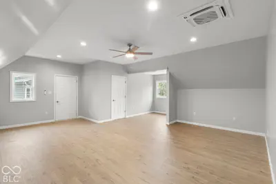 1220 Shoreline Drive, Cicero - 47