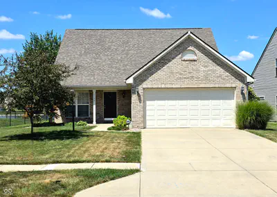 5230 Twin Bridge Boulevard, Indianapolis