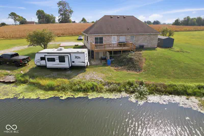 9653 200 Road, Flat Rock - 7