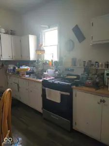 406 Walnut Street, Carthage
