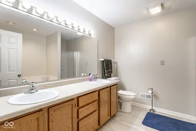 3360 Fox Orchard Circle, Indianapolis - 20