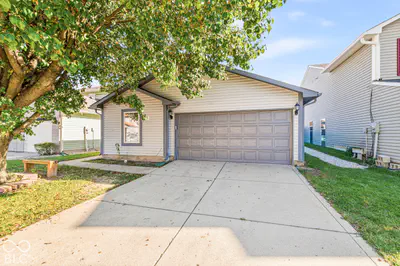 6719 Glenn Meade Drive, Indianapolis